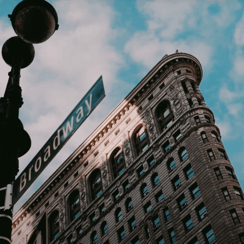 Zrzut ekranu 2025-05-24 o 23.46.59